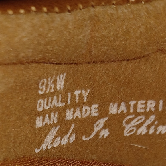 Easy Street Brown Leather Shoes - Picture 5 of 6